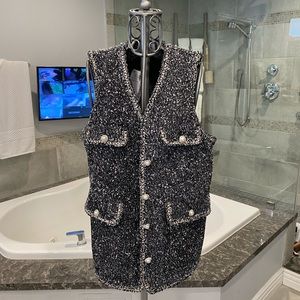 Urban Revivo raw trim faux pearl button denim vest